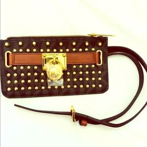 SALE, BRAND NEW MICHAEL KORS LOGO BELT WALLET